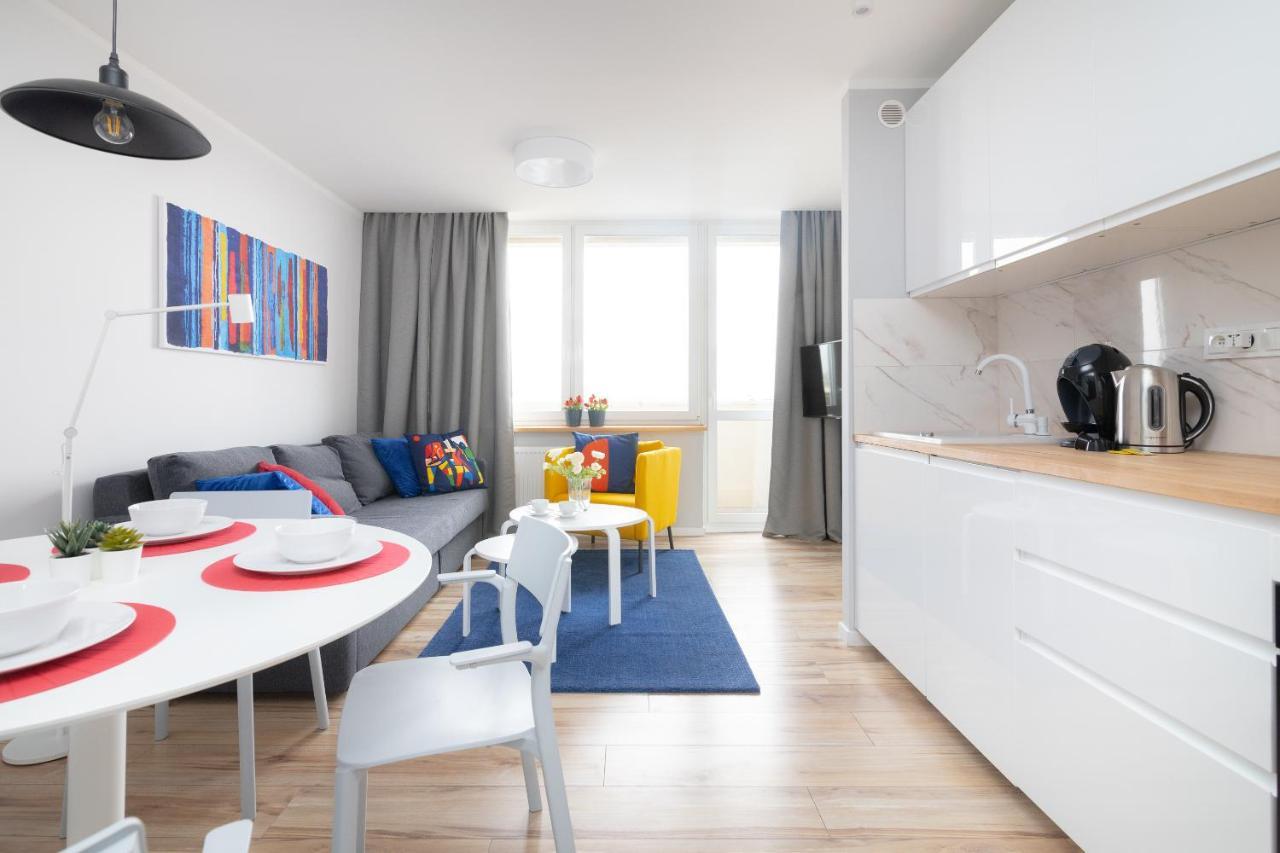 Beautiful 2 Rooms Flat With Balcony Varsovie Extérieur photo