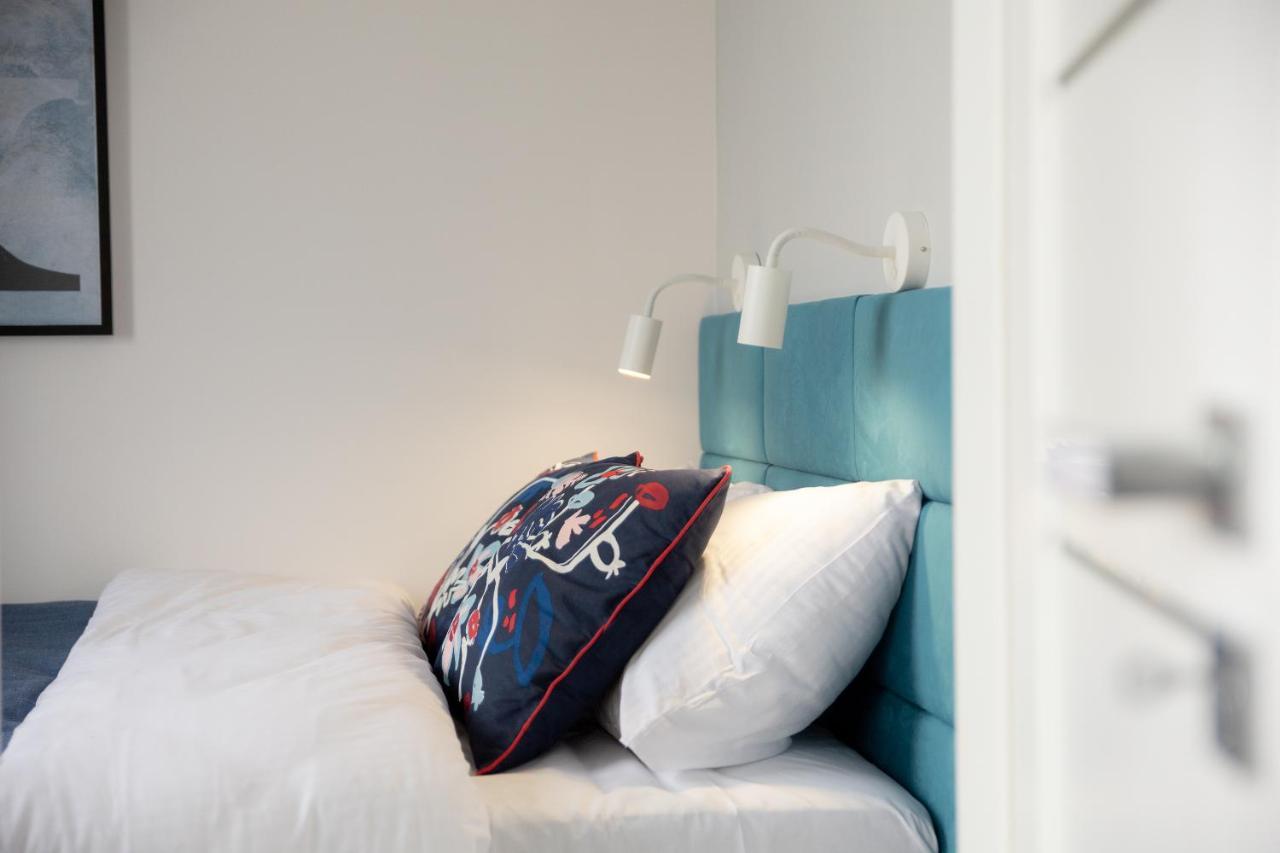 Beautiful 2 Rooms Flat With Balcony Varsovie Extérieur photo