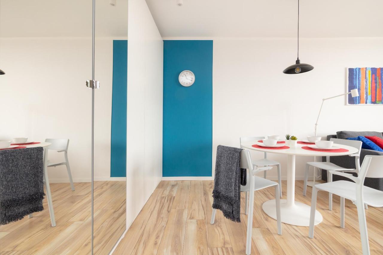 Beautiful 2 Rooms Flat With Balcony Varsovie Extérieur photo